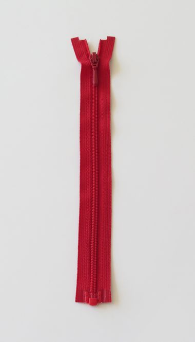 Hovedbilde YKK 4 mm delbar kjolelås spiral rød 60 cm
